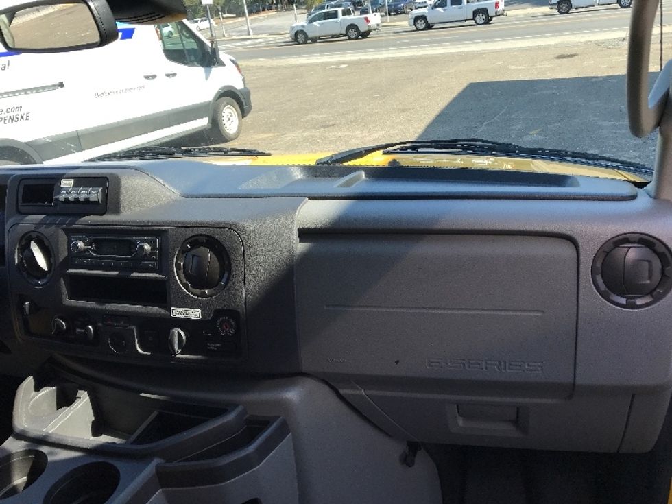 Light Duty Box Truck-Light and Medium Duty Trucks-Ford-2022-E350-Pensacola-FL-102,324\n\t\tmiles-$ 27,500 - Image 21