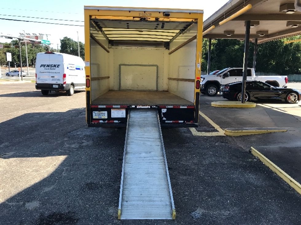 Light Duty Box Truck-Light and Medium Duty Trucks-Ford-2022-E350-Pensacola-FL-102,324\n\t\tmiles-$ 27,500 - Image 9