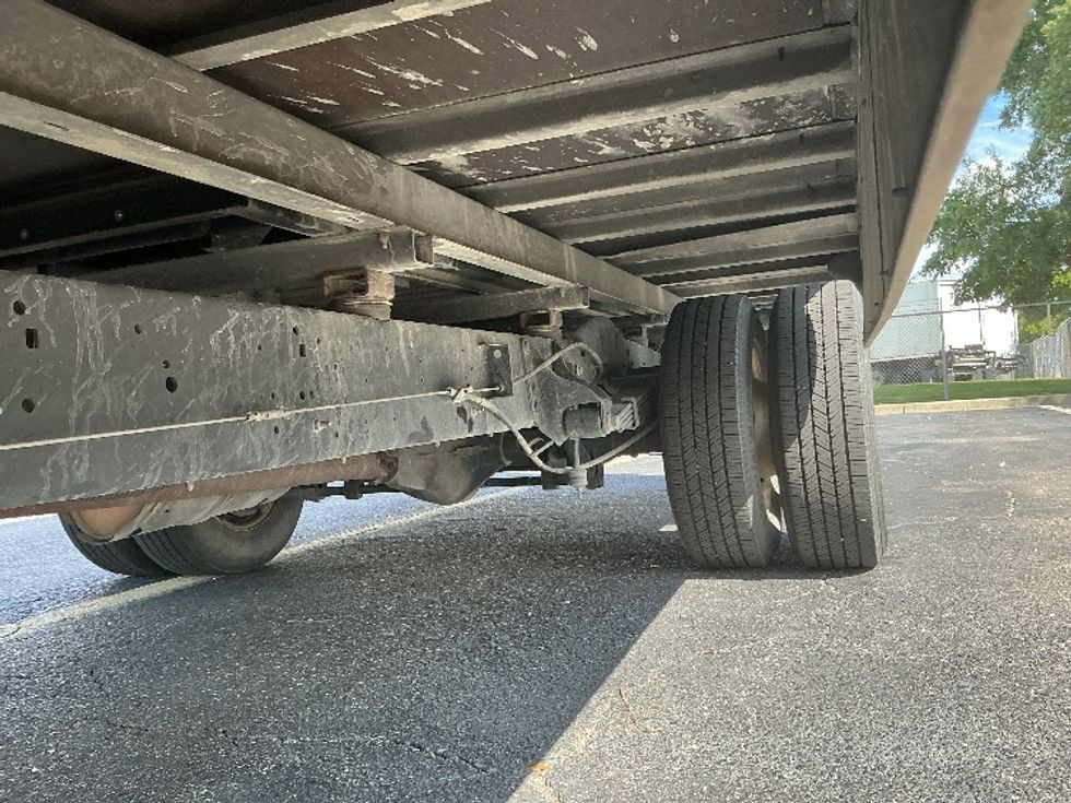 Light Duty Box Truck-Light and Medium Duty Trucks-Ford-2022-E350-Pensacola-FL-104,045\n\t\tmiles-$ 26,250 - Image 5