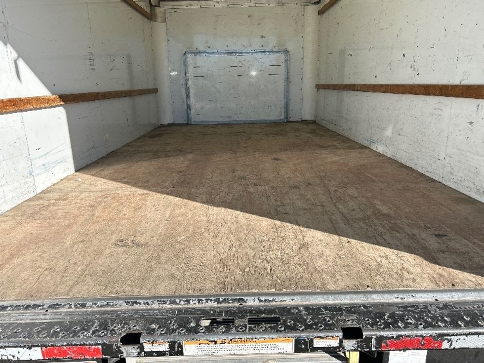 Light Duty Box Truck-Light and Medium Duty Trucks-Ford-2022-E350-Pensacola-FL-87,547\n\t\tmiles-$ 33,750 - Image 10