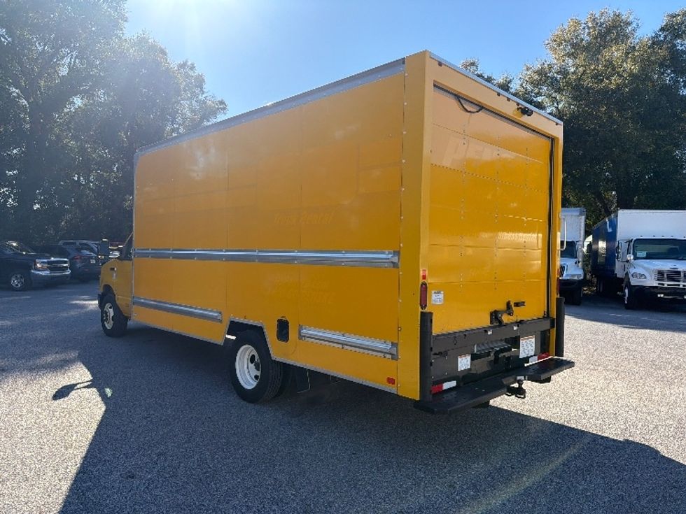 Light Duty Box Truck-Light and Medium Duty Trucks-Ford-2022-E350-Pensacola-FL-89,348\n\t\tmiles-$ 30,500 - Image 6