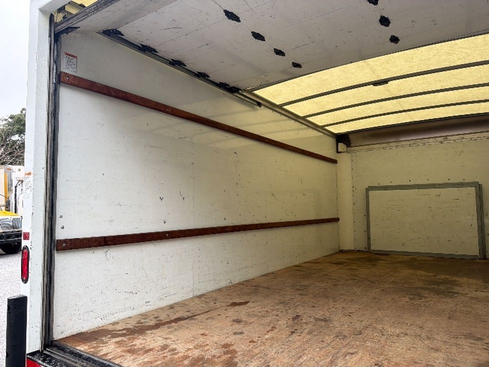 Light Duty Box Truck-Light and Medium Duty Trucks-Ford-2022-E350-Pensacola-FL-94,050\n\t\tmiles-$ 33,000 - Image 11