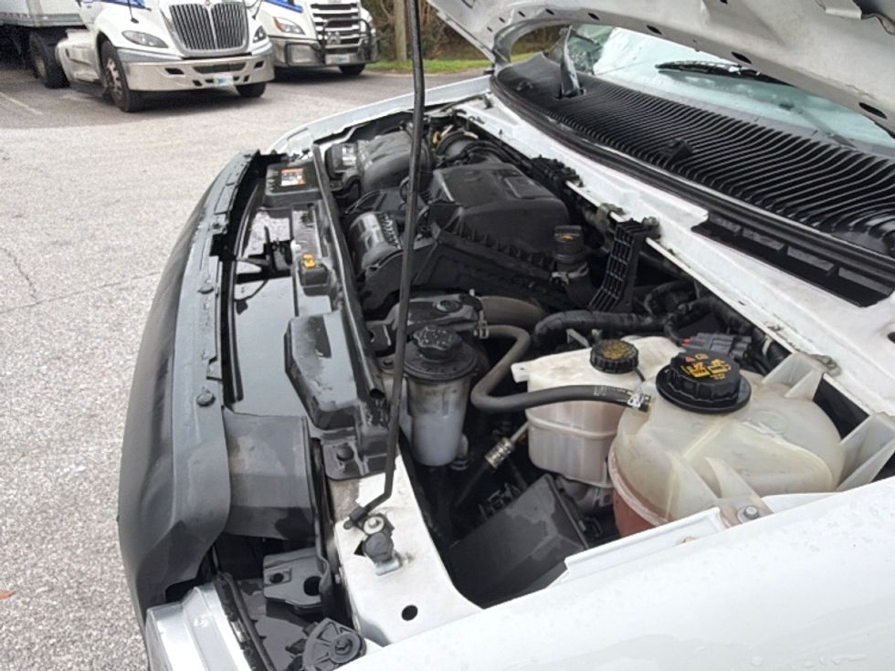 Light Duty Box Truck-Light and Medium Duty Trucks-Ford-2022-E350-Pensacola-FL-94,050\n\t\tmiles-$ 33,000 - Image 24