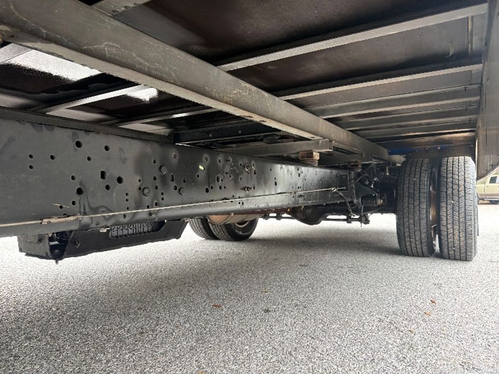 Light Duty Box Truck-Light and Medium Duty Trucks-Ford-2022-E350-Pensacola-FL-94,050\n\t\tmiles-$ 33,000 - Image 5