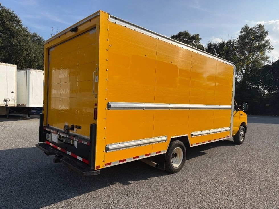 Light Duty Box Truck-Light and Medium Duty Trucks-Ford-2022-E350-Pensacola-FL-94,722\n\t\tmiles-$ 29,750 - Image 13