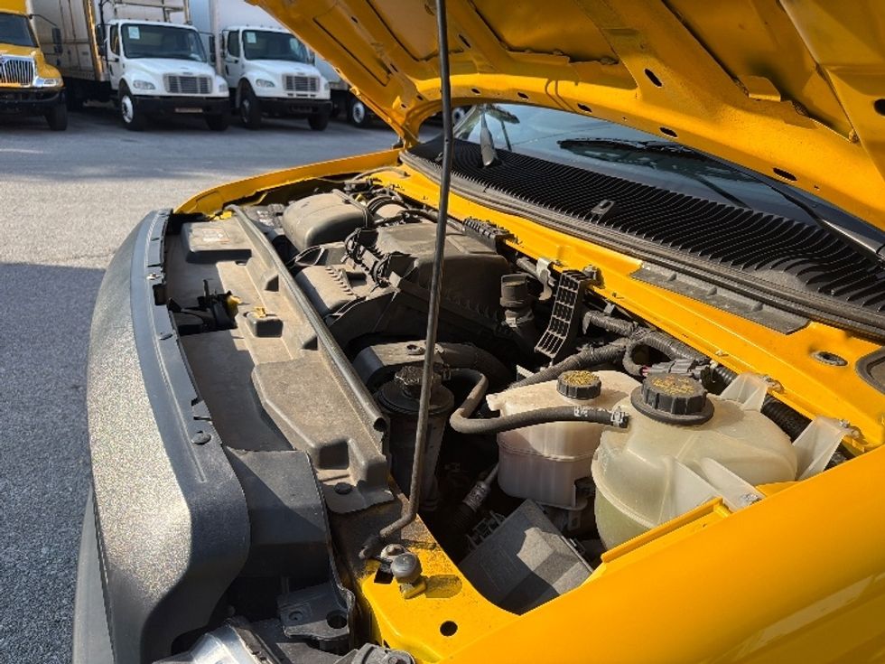 Light Duty Box Truck-Light and Medium Duty Trucks-Ford-2022-E350-Pensacola-FL-94,722\n\t\tmiles-$ 29,750 - Image 24