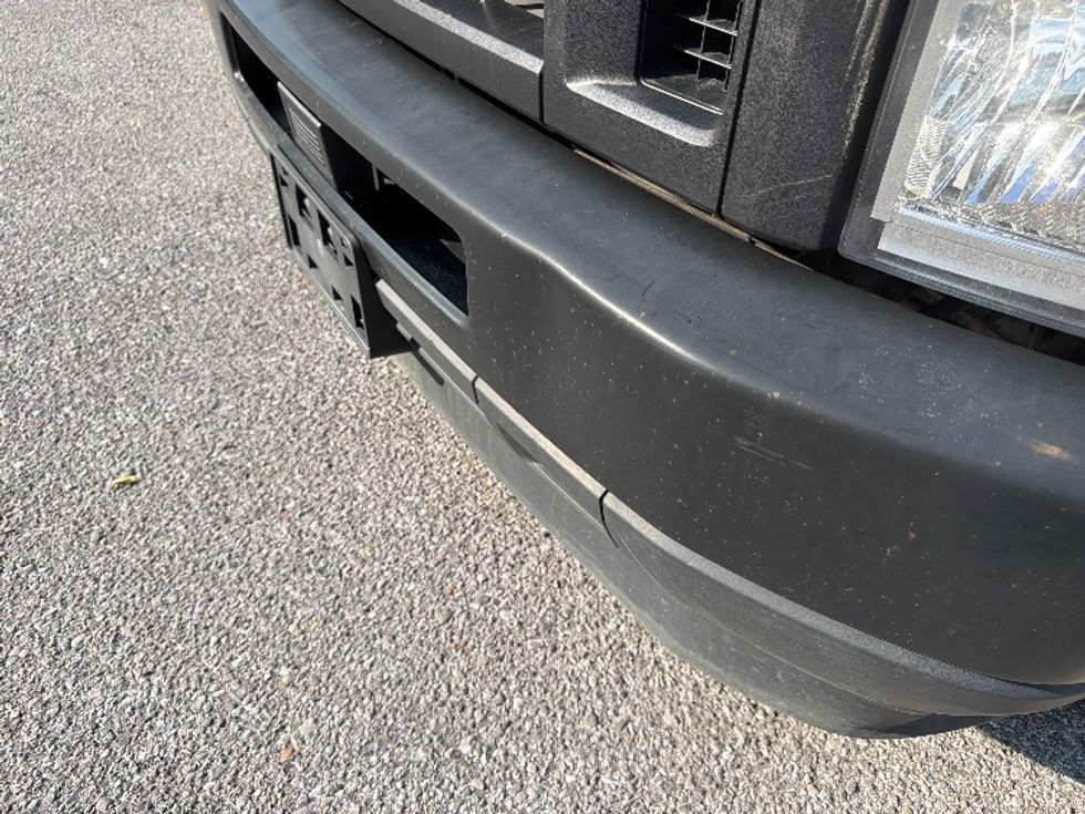 Light Duty Box Truck-Light and Medium Duty Trucks-Ford-2022-E350-Pensacola-FL-94,722\n\t\tmiles-$ 29,750 - Image 27