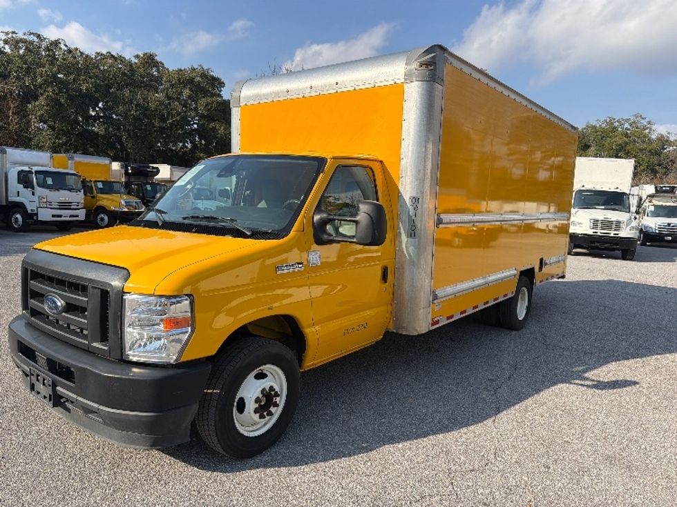 Light Duty Box Truck-Light and Medium Duty Trucks-Ford-2022-E350-Pensacola-FL-94,722\n\t\tmiles-$ 29,750 - Image 3
