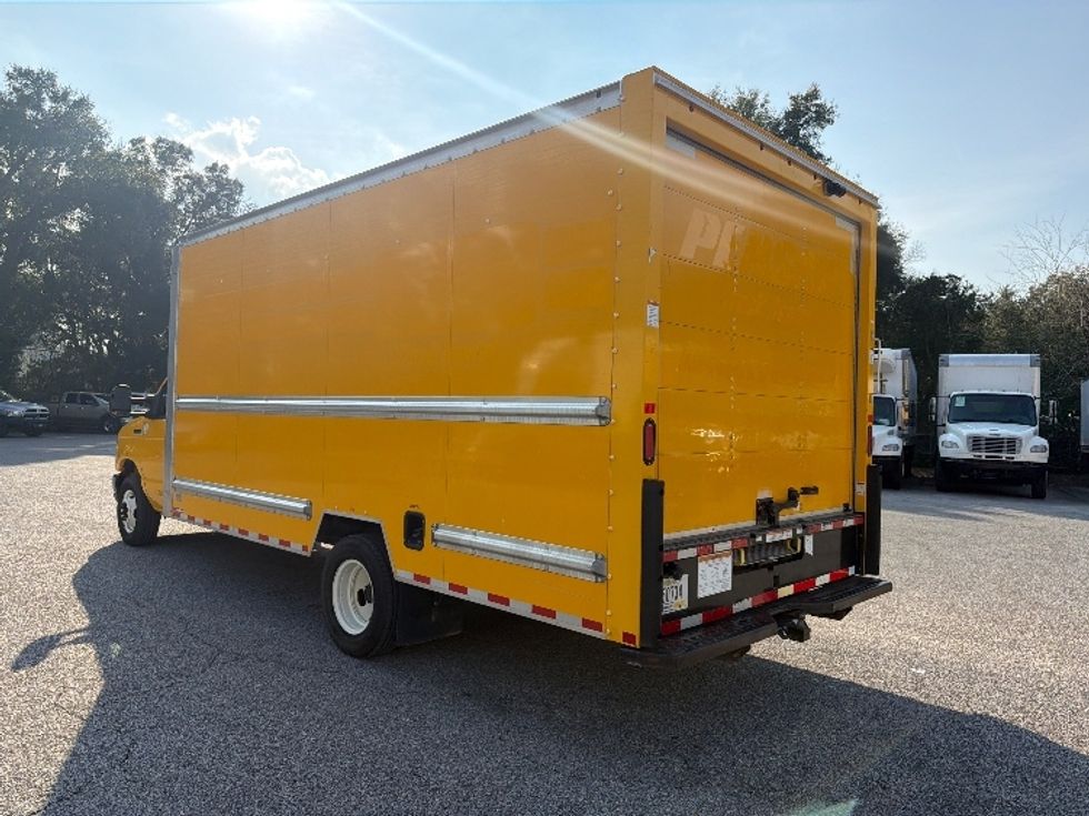 Light Duty Box Truck-Light and Medium Duty Trucks-Ford-2022-E350-Pensacola-FL-94,722\n\t\tmiles-$ 29,750 - Image 6