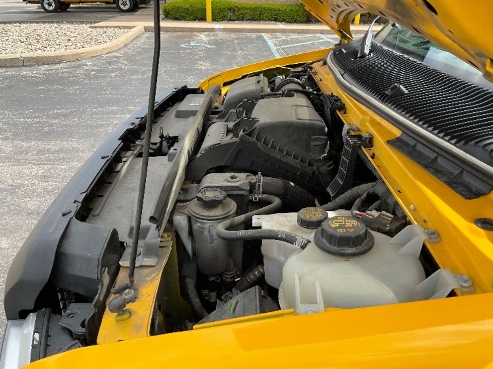 Light Duty Box Truck-Light and Medium Duty Trucks-Ford-2022-E350-Perrysburg-OH-109,689\n\t\tmiles-$ 24,000 - Image 24