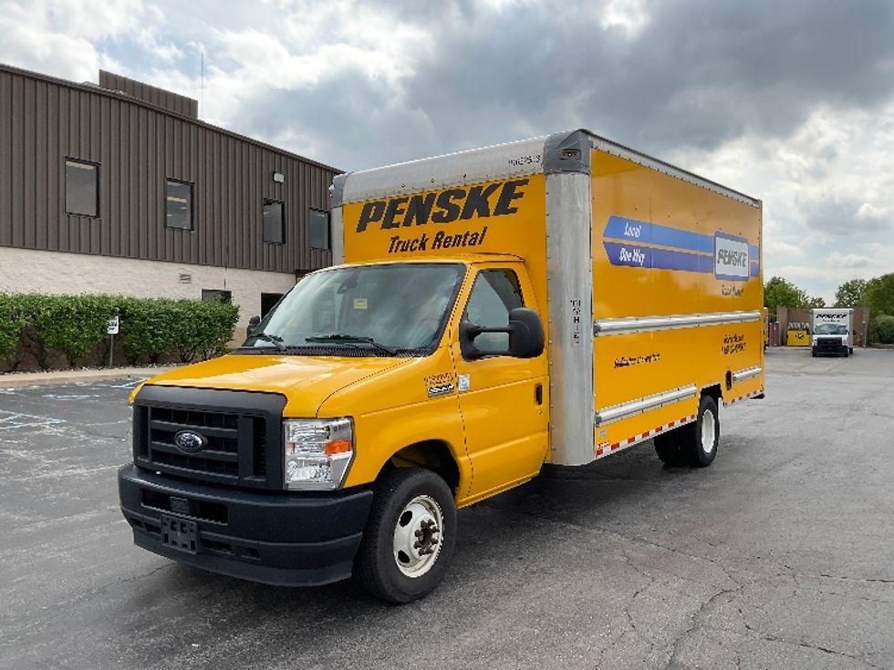Light Duty Box Truck-Light and Medium Duty Trucks-Ford-2022-E350-Perrysburg-OH-109,689\n\t\tmiles-$ 24,000 - Image 3