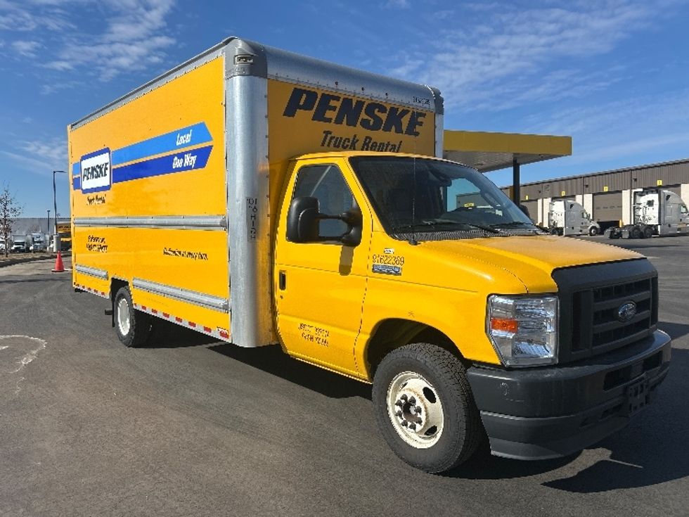 Light Duty Box Truck-Light and Medium Duty Trucks-Ford-2022-E350-Pewaukee-WI-114,091\n\t\tmiles-$ 25,500 - Image 1
