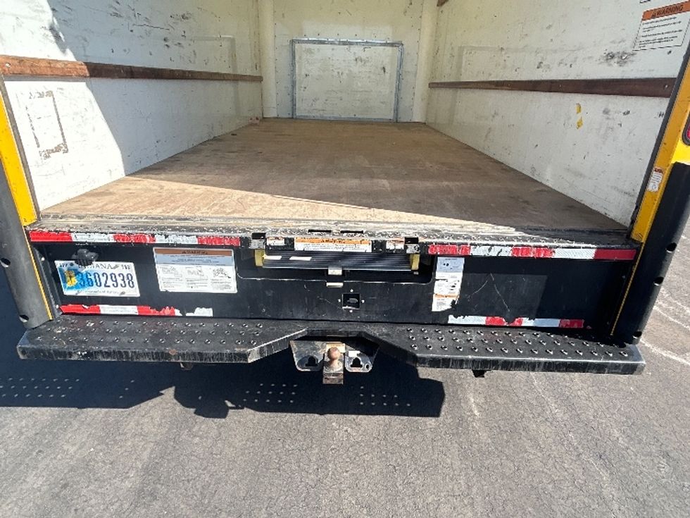 Light Duty Box Truck-Light and Medium Duty Trucks-Ford-2022-E350-Pewaukee-WI-114,091\n\t\tmiles-$ 25,500 - Image 10