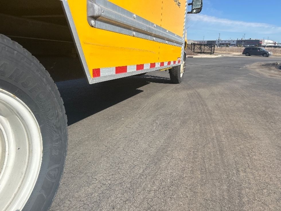 Light Duty Box Truck-Light and Medium Duty Trucks-Ford-2022-E350-Pewaukee-WI-114,091\n\t\tmiles-$ 25,500 - Image 14