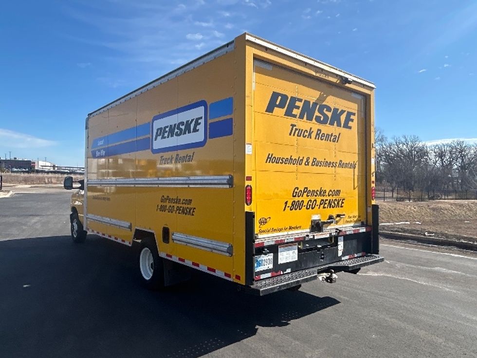 Light Duty Box Truck-Light and Medium Duty Trucks-Ford-2022-E350-Pewaukee-WI-114,091\n\t\tmiles-$ 25,500 - Image 6