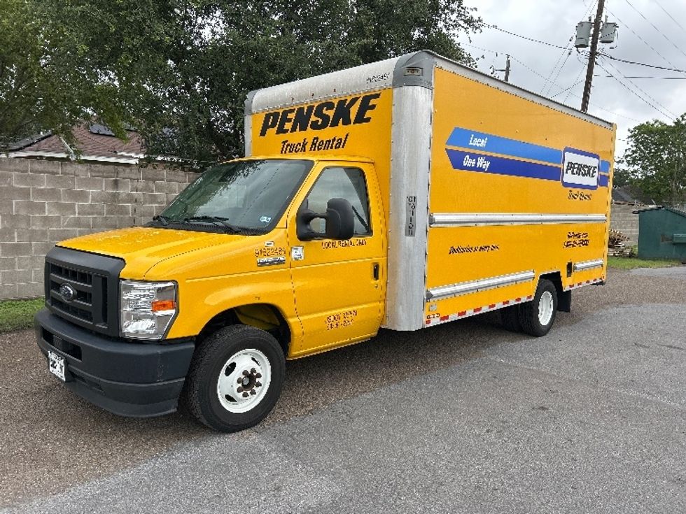 Light Duty Box Truck-Light and Medium Duty Trucks-Ford-2022-E350-Pharr-TX-105,320\n\t\tmiles-$ 25,000 - Image 2