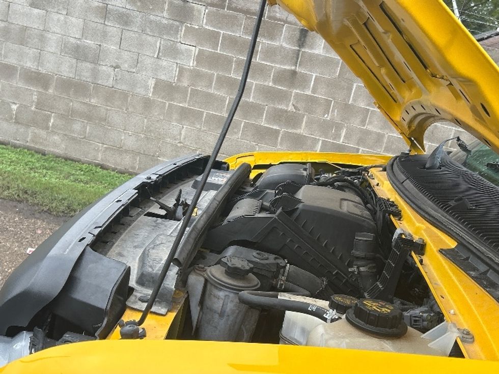 Light Duty Box Truck-Light and Medium Duty Trucks-Ford-2022-E350-Pharr-TX-105,320\n\t\tmiles-$ 25,000 - Image 23