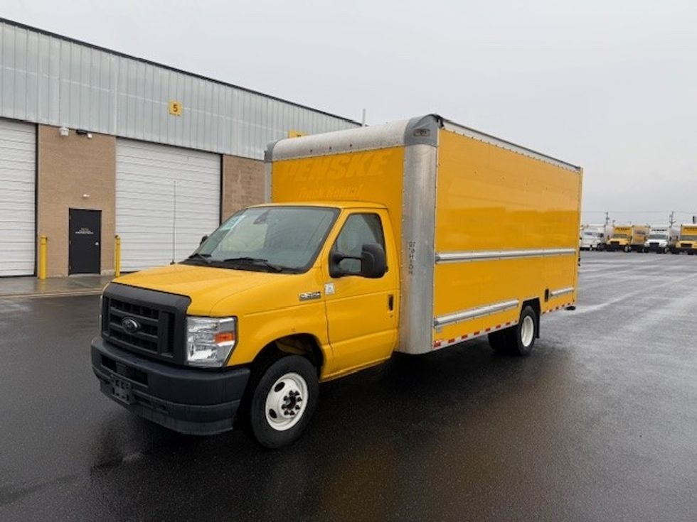 Light Duty Box Truck-Light and Medium Duty Trucks-Ford-2022-E350-Philadelphia-PA-95,330\n\t\tmiles-$ 27,000 - Image 3