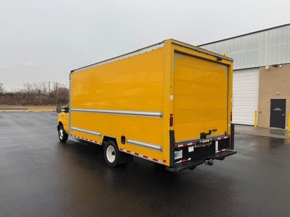 Light Duty Box Truck-Light and Medium Duty Trucks-Ford-2022-E350-Philadelphia-PA-95,330\n\t\tmiles-$ 27,000 - Image 6