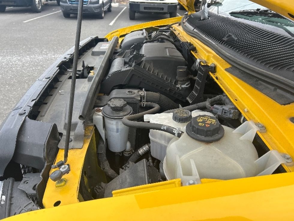 Light Duty Box Truck-Light and Medium Duty Trucks-Ford-2022-E350-Philadelphia-PA-98,520\n\t\tmiles-$ 27,250 - Image 24