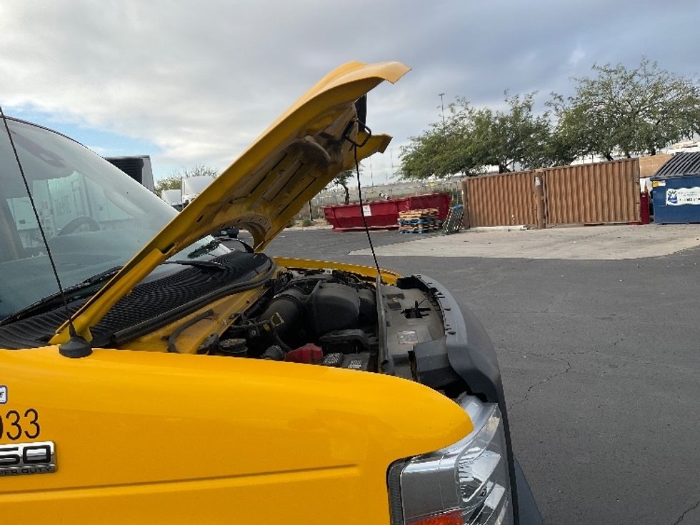 Light Duty Box Truck-Light and Medium Duty Trucks-Ford-2022-E350-Phoenix-AZ-101,778\n\t\tmiles-$ 25,500 - Image 23