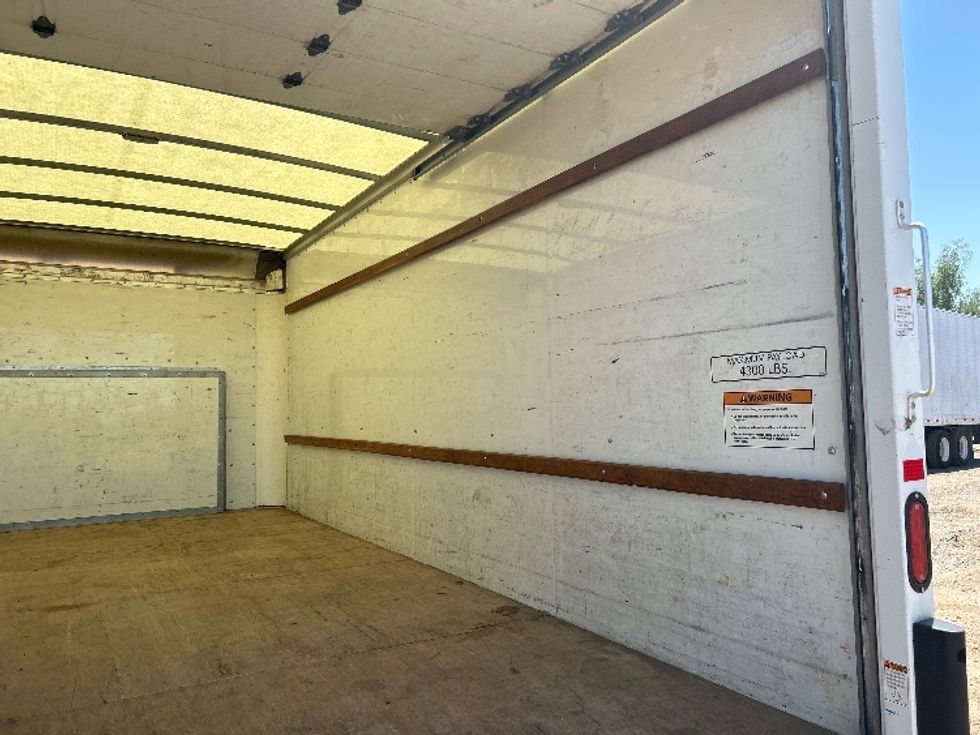 Light Duty Box Truck-Light and Medium Duty Trucks-Ford-2022-E350-Phoenix-AZ-103,456\n\t\tmiles-$ 28,000 - Image 12