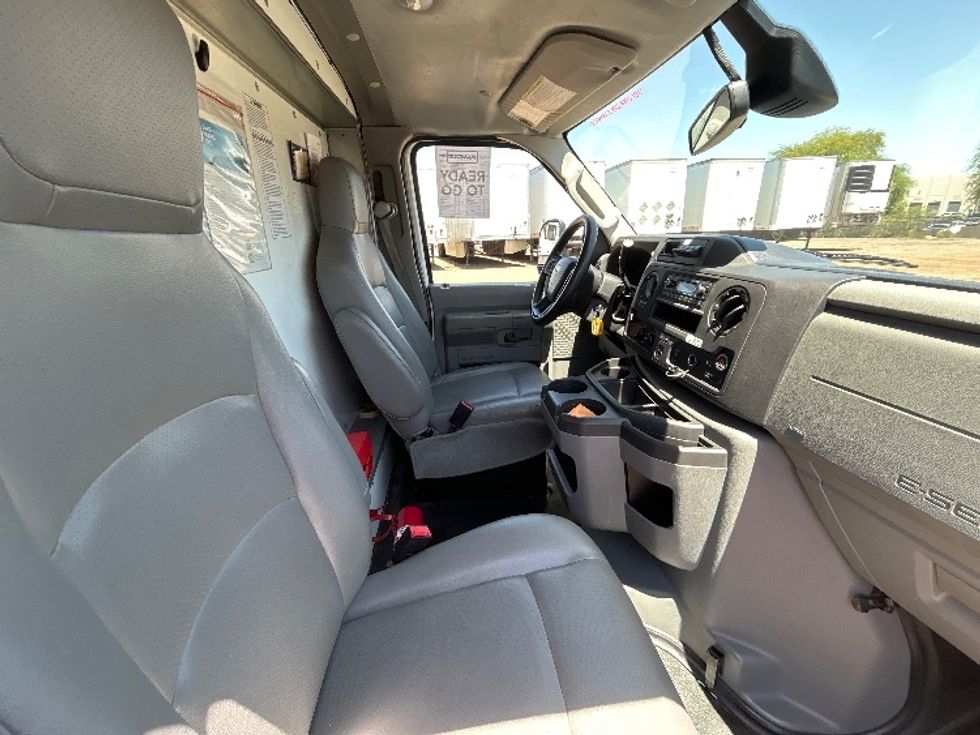 Light Duty Box Truck-Light and Medium Duty Trucks-Ford-2022-E350-Phoenix-AZ-103,456\n\t\tmiles-$ 28,000 - Image 22