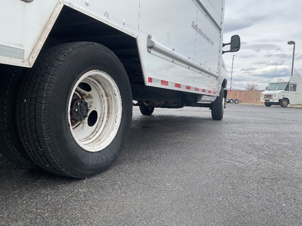 Light Duty Box Truck-Light and Medium Duty Trucks-Ford-2022-E350-Phoenix-AZ-115,334\n\t\tmiles-$ 26,250 - Image 13