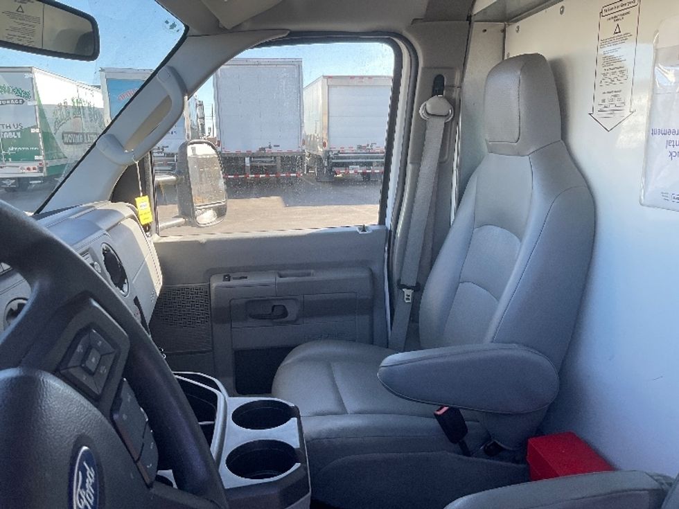 Light Duty Box Truck-Light and Medium Duty Trucks-Ford-2022-E350-Phoenix-AZ-63,696\n\t\tmiles-$ 45,000 - Image 18