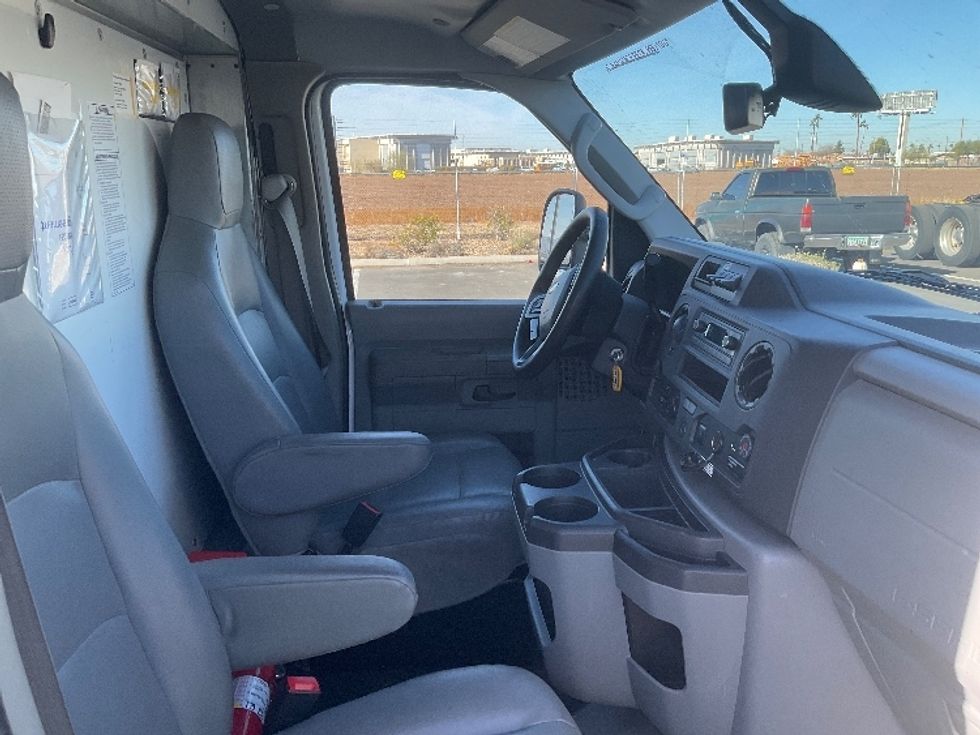 Light Duty Box Truck-Light and Medium Duty Trucks-Ford-2022-E350-Phoenix-AZ-63,696\n\t\tmiles-$ 45,000 - Image 21