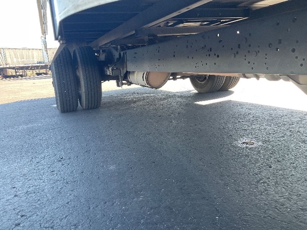 Light Duty Box Truck-Light and Medium Duty Trucks-Ford-2022-E350-Phoenix-AZ-76,475\n\t\tmiles-$ 31,000 - Image 14