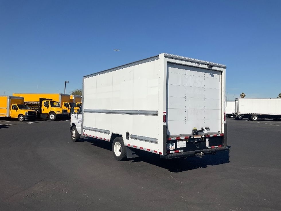 Light Duty Box Truck-Light and Medium Duty Trucks-Ford-2022-E350-Phoenix-AZ-76,475\n\t\tmiles-$ 31,000 - Image 6