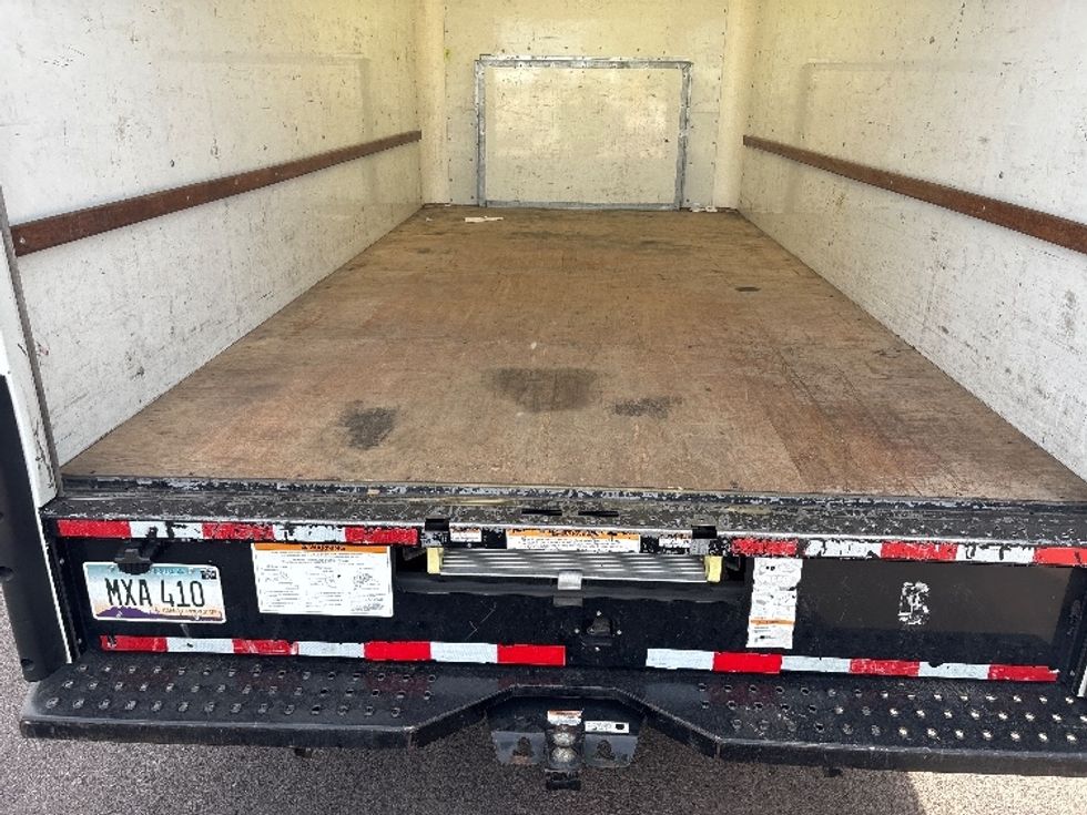 Light Duty Box Truck-Light and Medium Duty Trucks-Ford-2022-E350-Phoenix-AZ-87,186\n\t\tmiles-$ 29,750 - Image 10