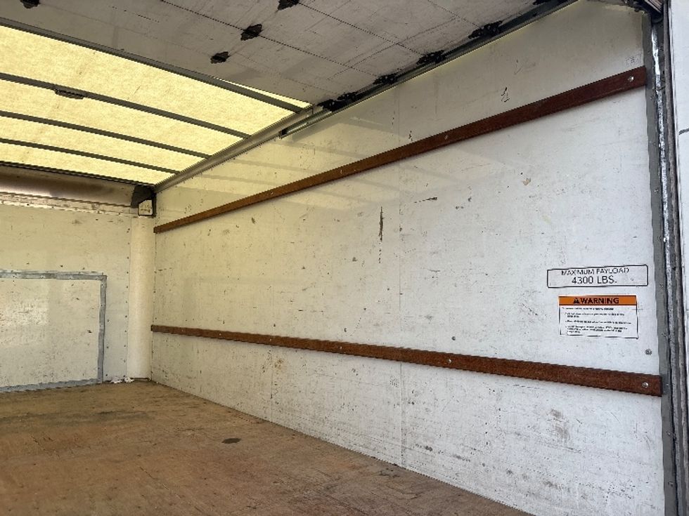 Light Duty Box Truck-Light and Medium Duty Trucks-Ford-2022-E350-Phoenix-AZ-87,186\n\t\tmiles-$ 29,750 - Image 12