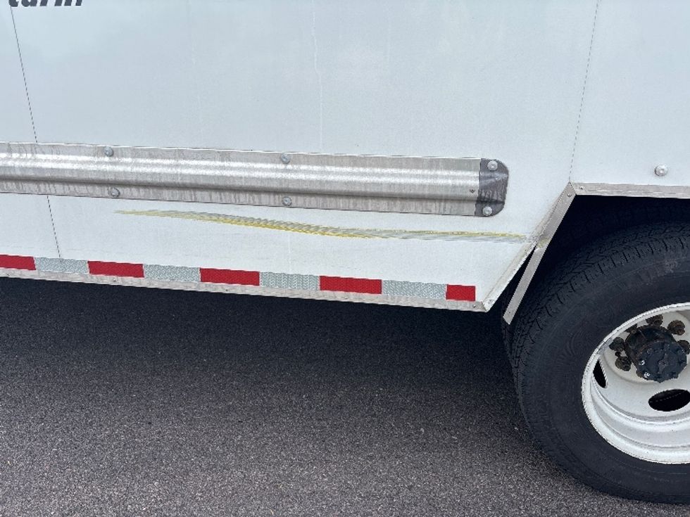 Light Duty Box Truck-Light and Medium Duty Trucks-Ford-2022-E350-Phoenix-AZ-87,186\n\t\tmiles-$ 29,750 - Image 27