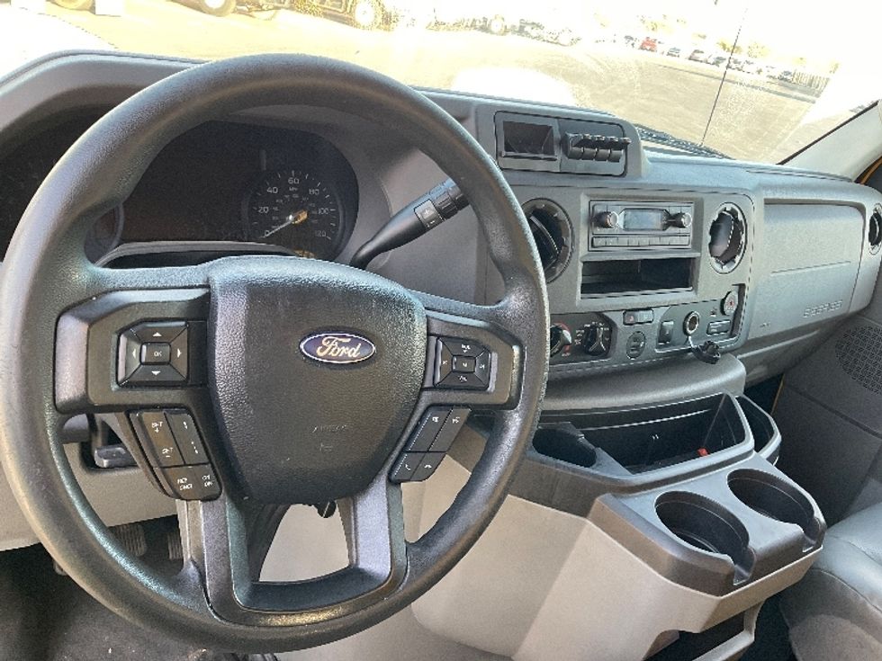 Light Duty Box Truck-Light and Medium Duty Trucks-Ford-2022-E350-Phoenix-AZ-87,611\n\t\tmiles-$ 27,000 - Image 18