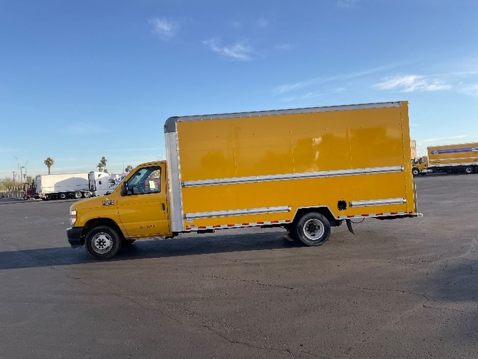 Light Duty Box Truck-Light and Medium Duty Trucks-Ford-2022-E350-Phoenix-AZ-87,611\n\t\tmiles-$ 27,000 - Image 4
