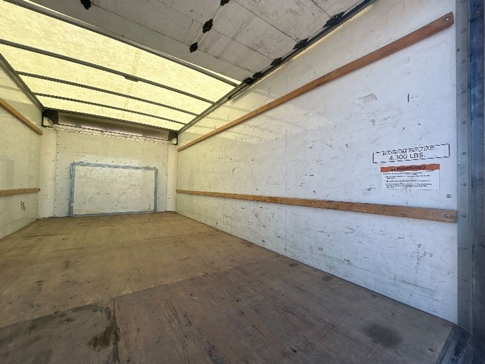 Light Duty Box Truck-Light and Medium Duty Trucks-Ford-2022-E350-Phoenix-AZ-87,776\n\t\tmiles-$ 28,250 - Image 11