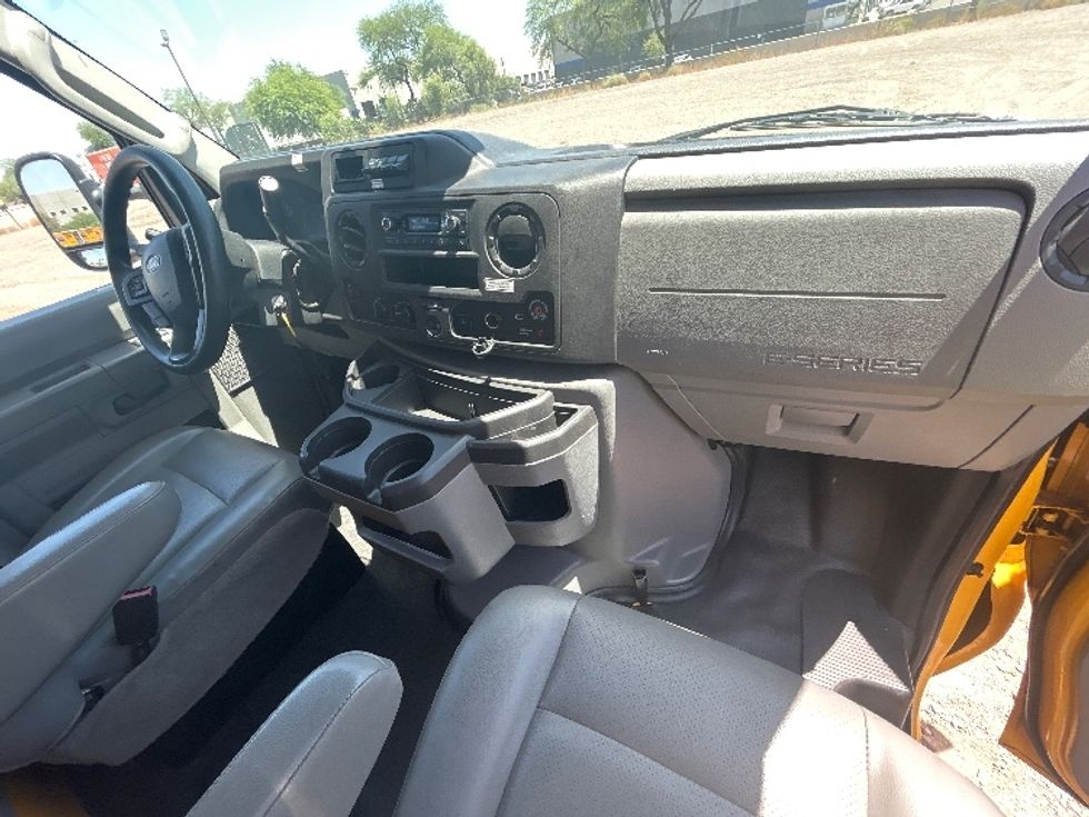 Light Duty Box Truck-Light and Medium Duty Trucks-Ford-2022-E350-Phoenix-AZ-87,776\n\t\tmiles-$ 28,250 - Image 20