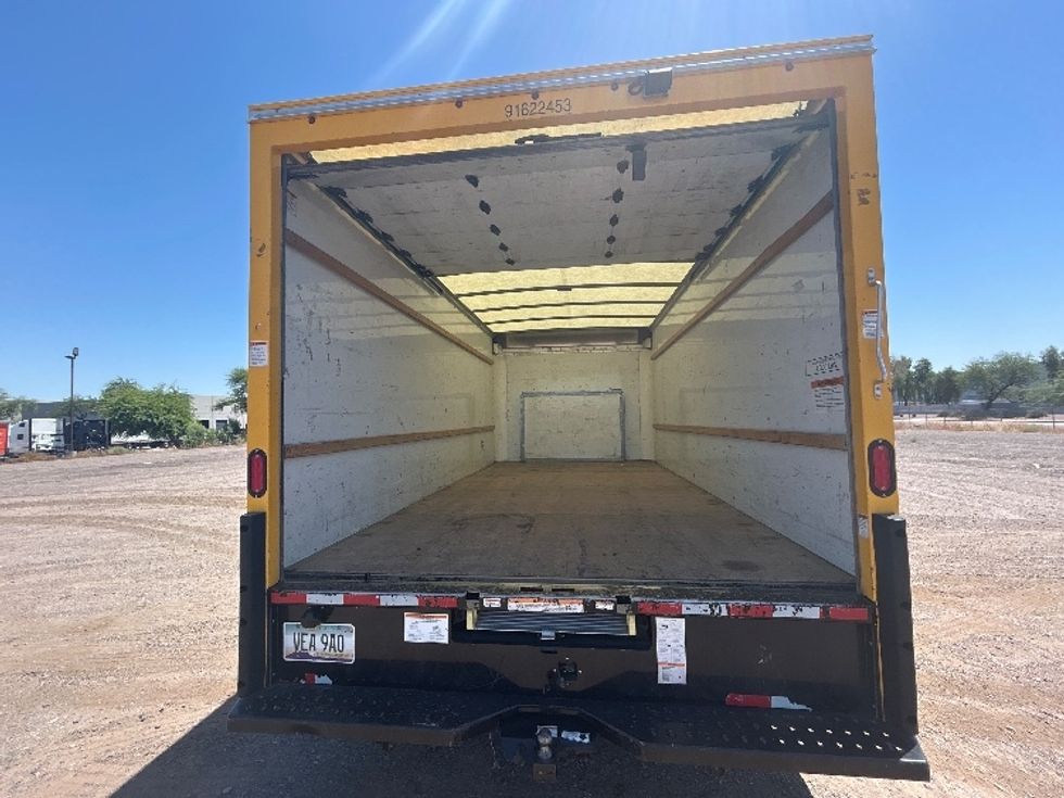 Light Duty Box Truck-Light and Medium Duty Trucks-Ford-2022-E350-Phoenix-AZ-87,776\n\t\tmiles-$ 28,250 - Image 8