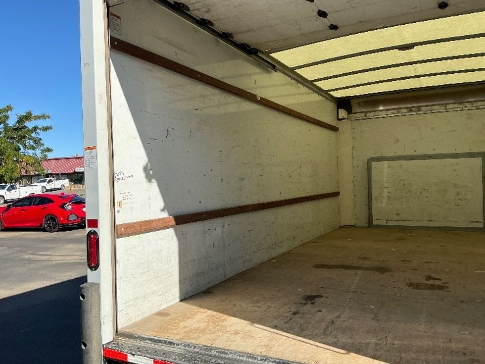 Light Duty Box Truck-Light and Medium Duty Trucks-Ford-2022-E350-Phoenix-AZ-93,518\n\t\tmiles-$ 29,250 - Image 10