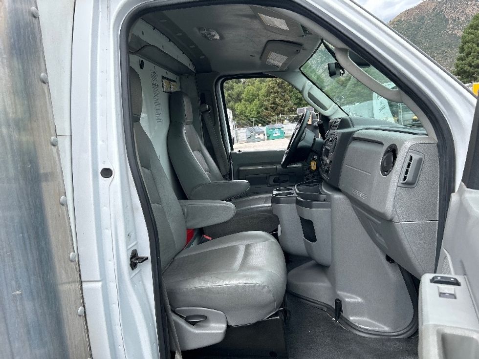 Light Duty Box Truck-Light and Medium Duty Trucks-Ford-2022-E350-Phoenix-AZ-98,272\n\t\tmiles-$ 28,750 - Image 17