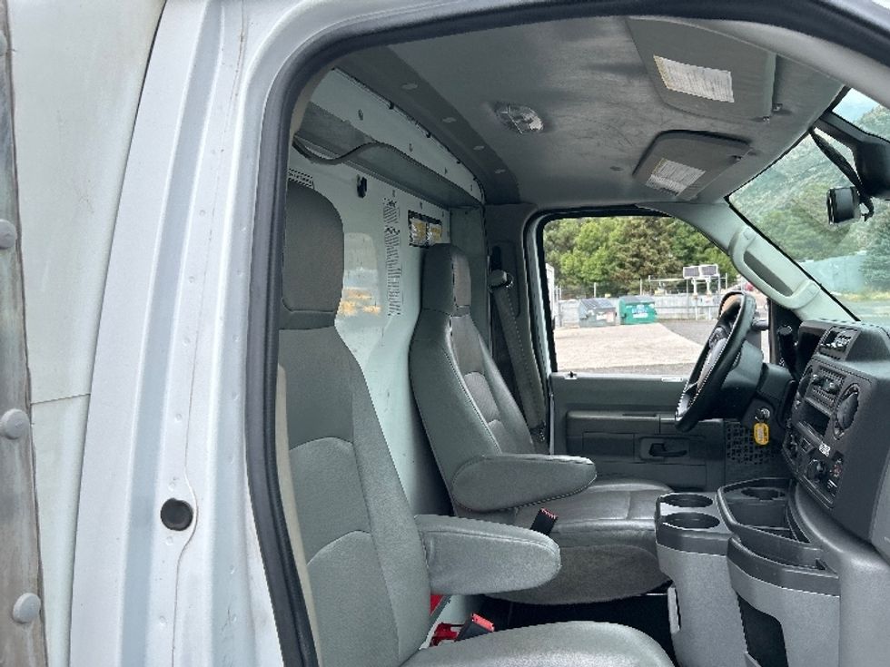 Light Duty Box Truck-Light and Medium Duty Trucks-Ford-2022-E350-Phoenix-AZ-98,272\n\t\tmiles-$ 28,750 - Image 19