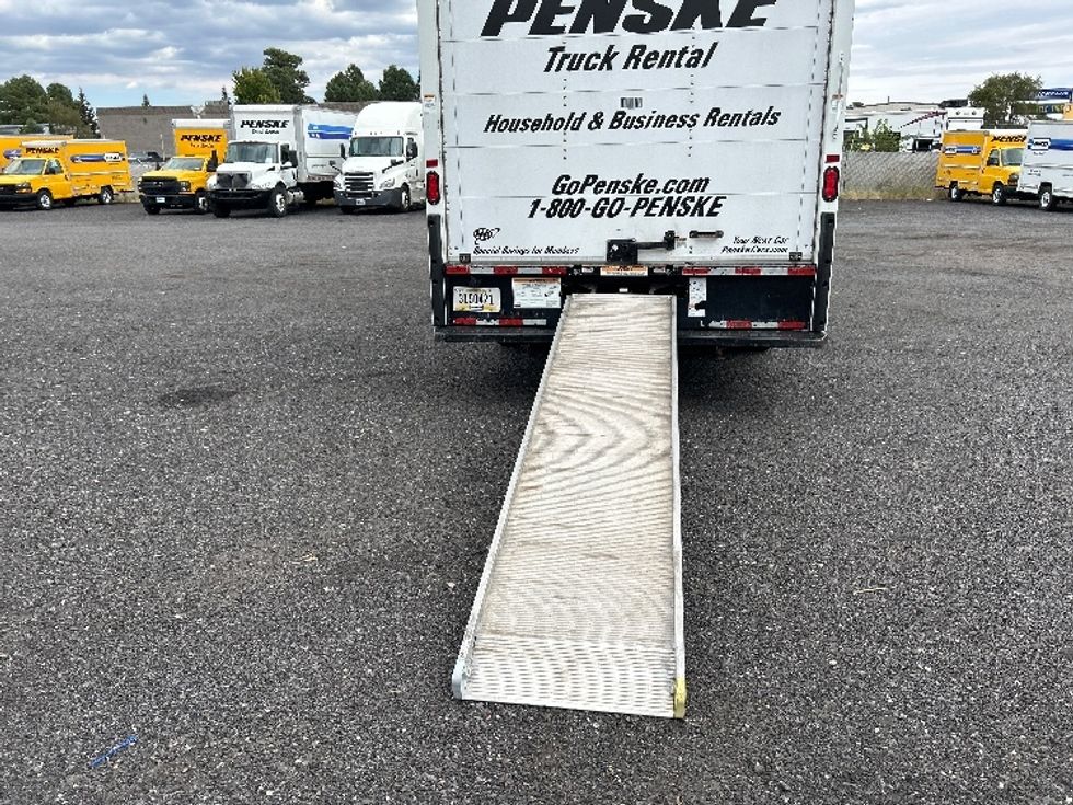 Light Duty Box Truck-Light and Medium Duty Trucks-Ford-2022-E350-Phoenix-AZ-98,272\n\t\tmiles-$ 28,750 - Image 9