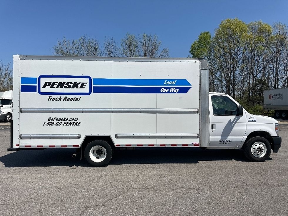 Light Duty Box Truck-Light and Medium Duty Trucks-Ford-2022-E350-Piqua-OH-93,658\n\t\tmiles-$ 30,750 - Image 15