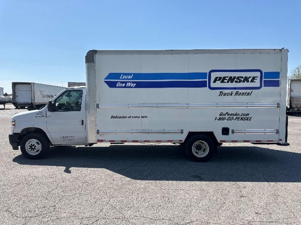 Light Duty Box Truck-Light and Medium Duty Trucks-Ford-2022-E350-Piqua-OH-93,658\n\t\tmiles-$ 30,750 - Image 4