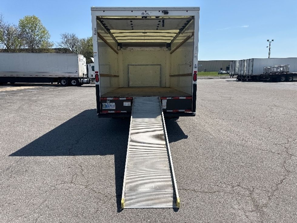 Light Duty Box Truck-Light and Medium Duty Trucks-Ford-2022-E350-Piqua-OH-93,658\n\t\tmiles-$ 30,750 - Image 9