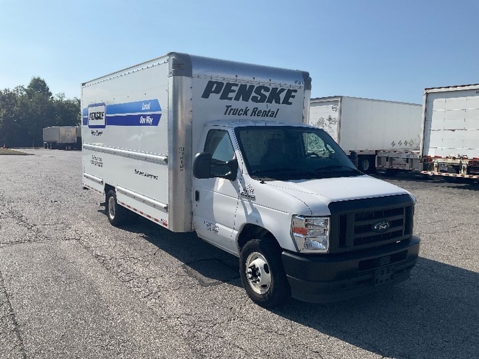 Light Duty Box Truck-Light and Medium Duty Trucks-Ford-2022-E350-Piqua-OH-96,853\n\t\tmiles-$ 35,000 - Image 1