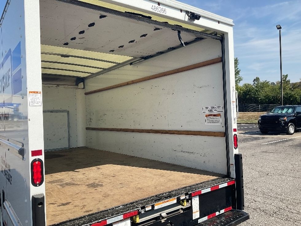 Light Duty Box Truck-Light and Medium Duty Trucks-Ford-2022-E350-Piqua-OH-96,853\n\t\tmiles-$ 35,000 - Image 10