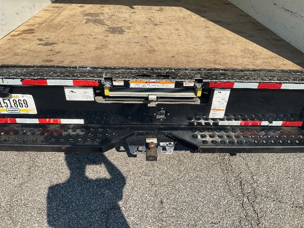 Light Duty Box Truck-Light and Medium Duty Trucks-Ford-2022-E350-Piqua-OH-96,853\n\t\tmiles-$ 35,000 - Image 8